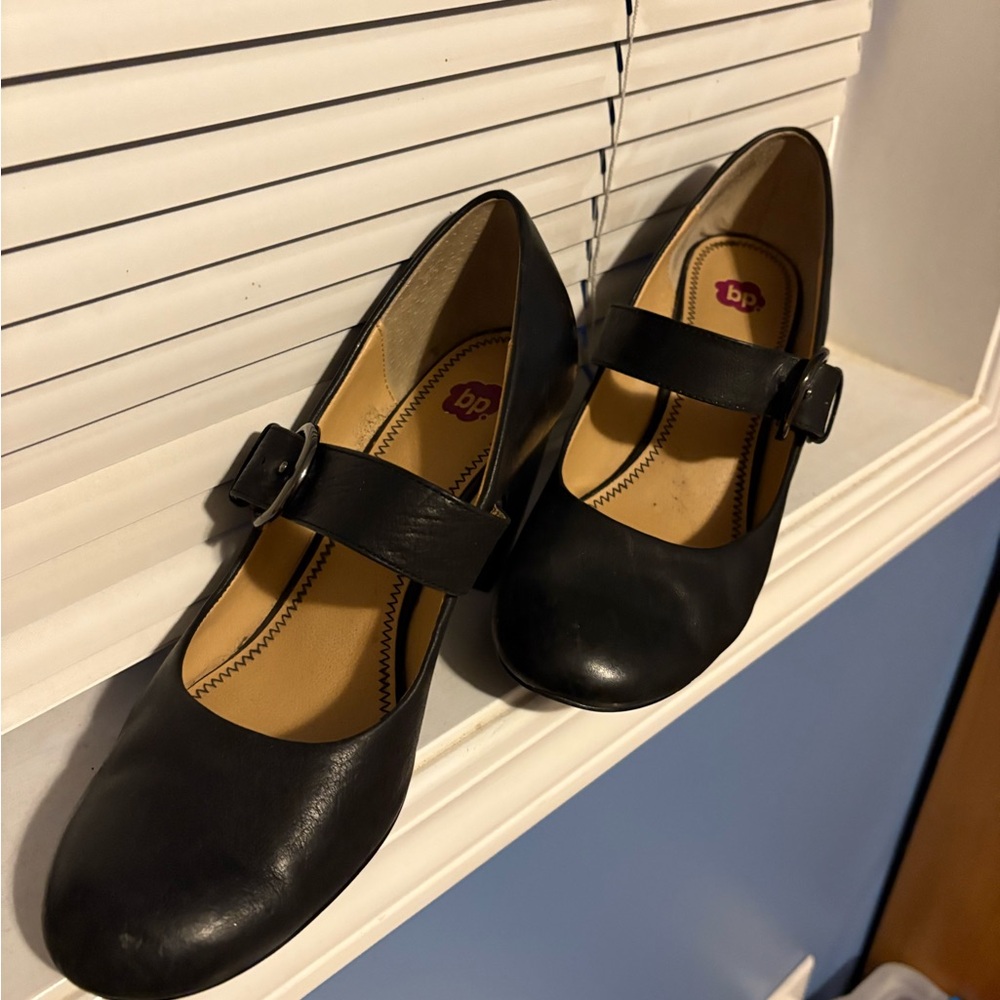 Black Mary Jane Shoes with Buckle